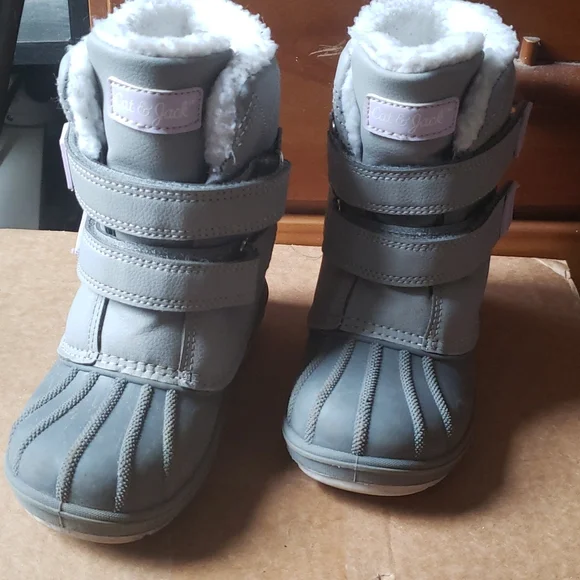 Cat & Jack Kids Winter Boots - Picture 2 of 3